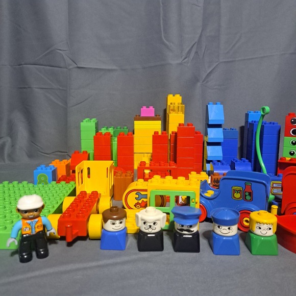 Lego Duplo 165 Pc Lot Blocks Vehicles People‎ - Some VTG Rainbow Stacking - Picture 4 of 5
